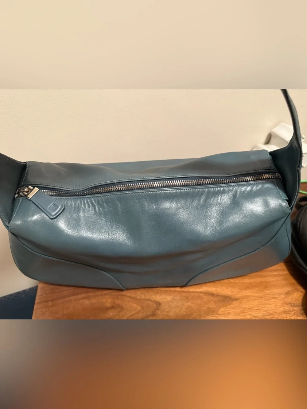 Made in Italy Bally Teal Leather hobo Shoulder Bag